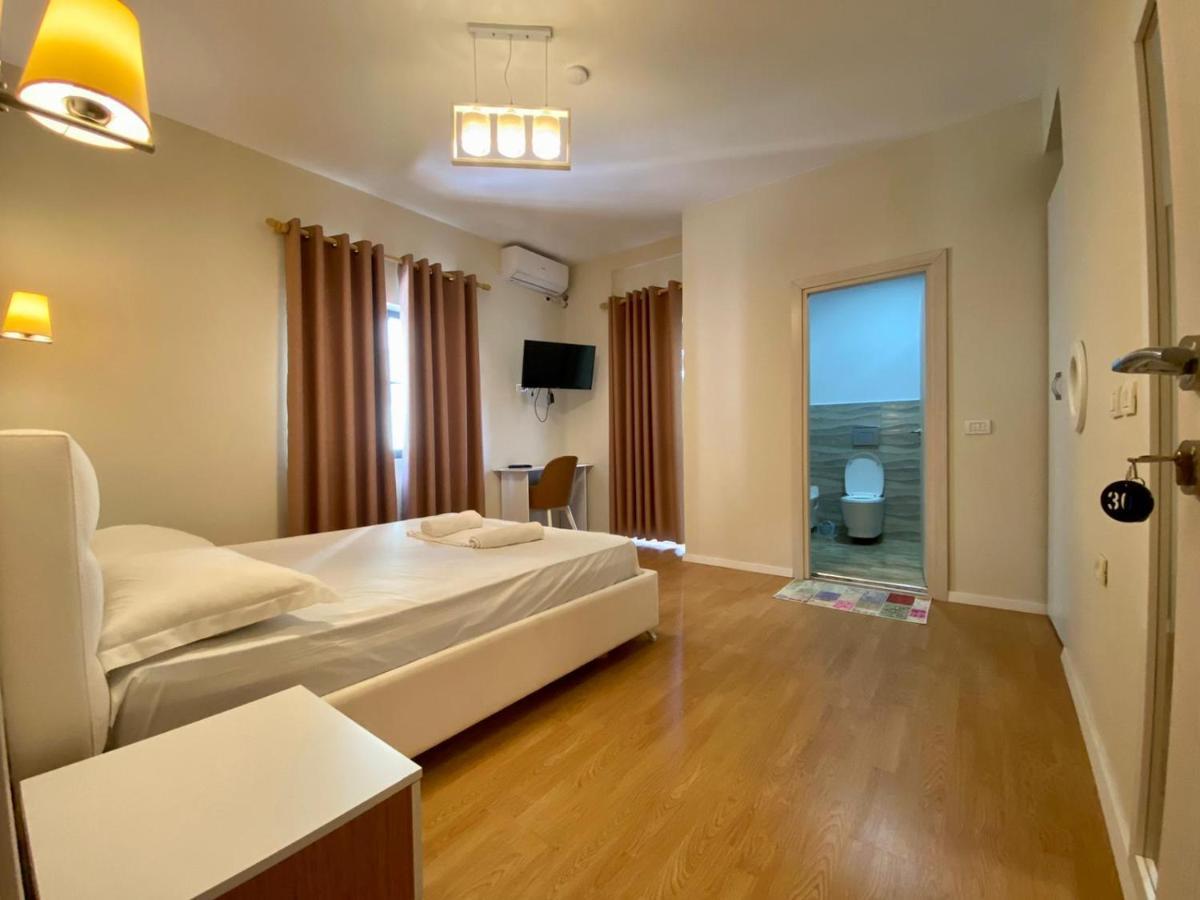Hotel Globo *