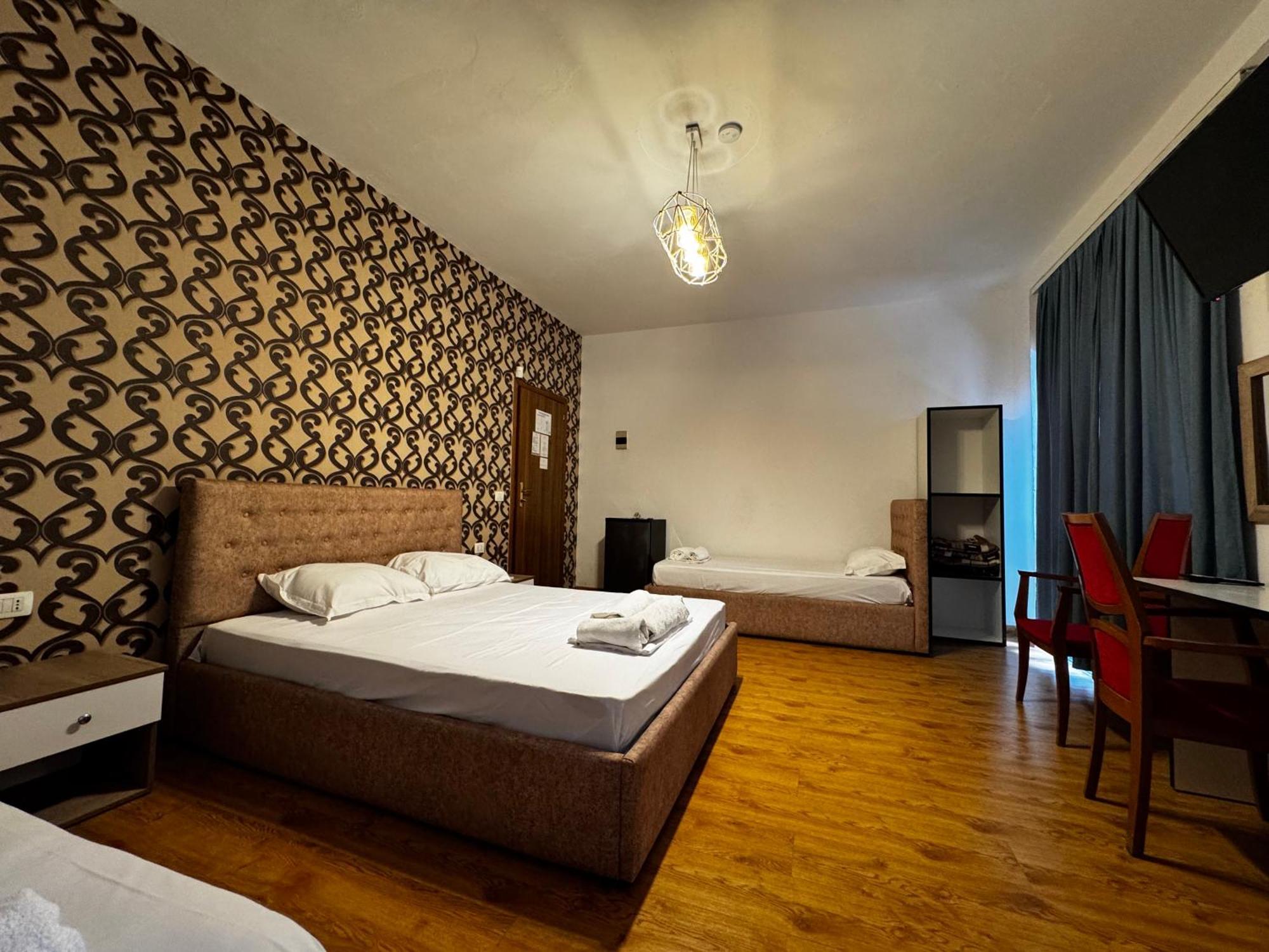 Hotel Globo *